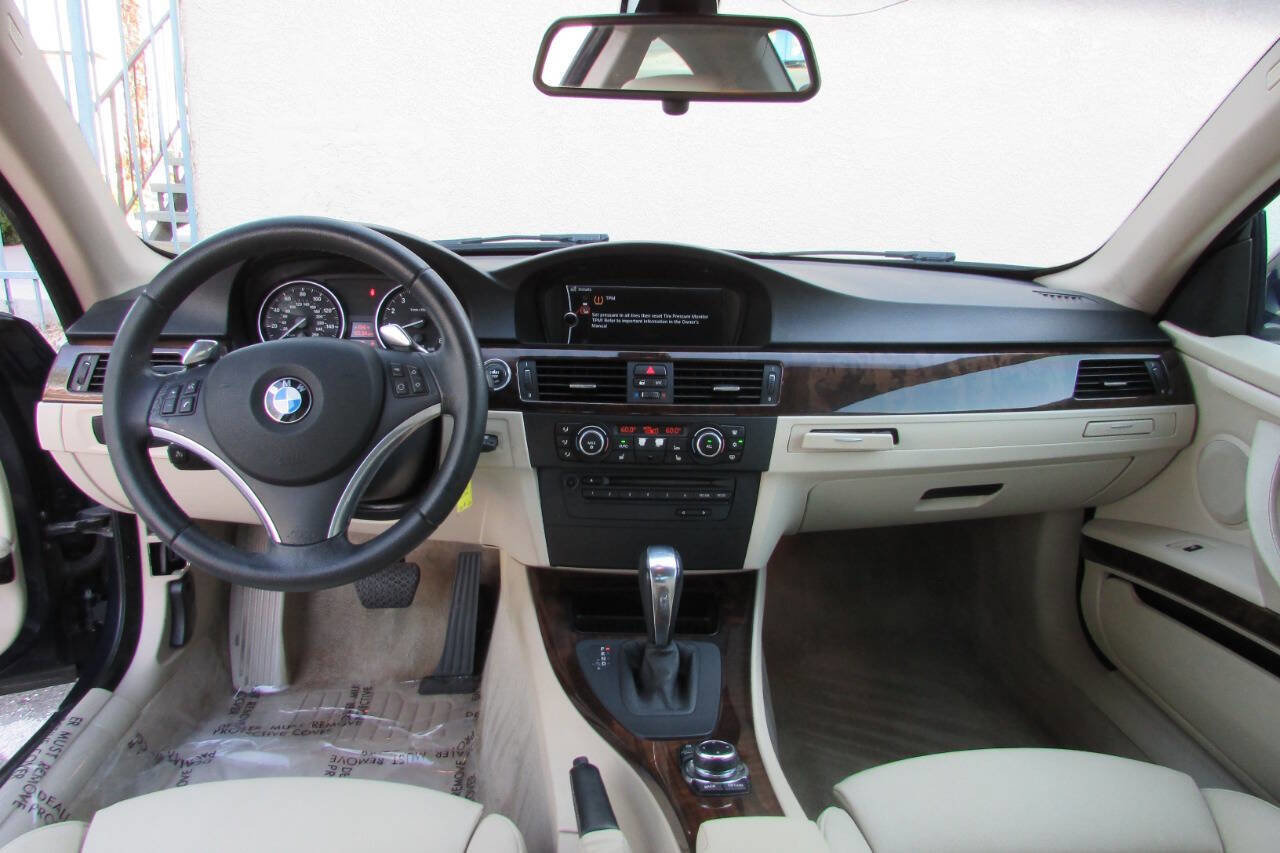Used 2010 BMW 328i Coupe image 22
