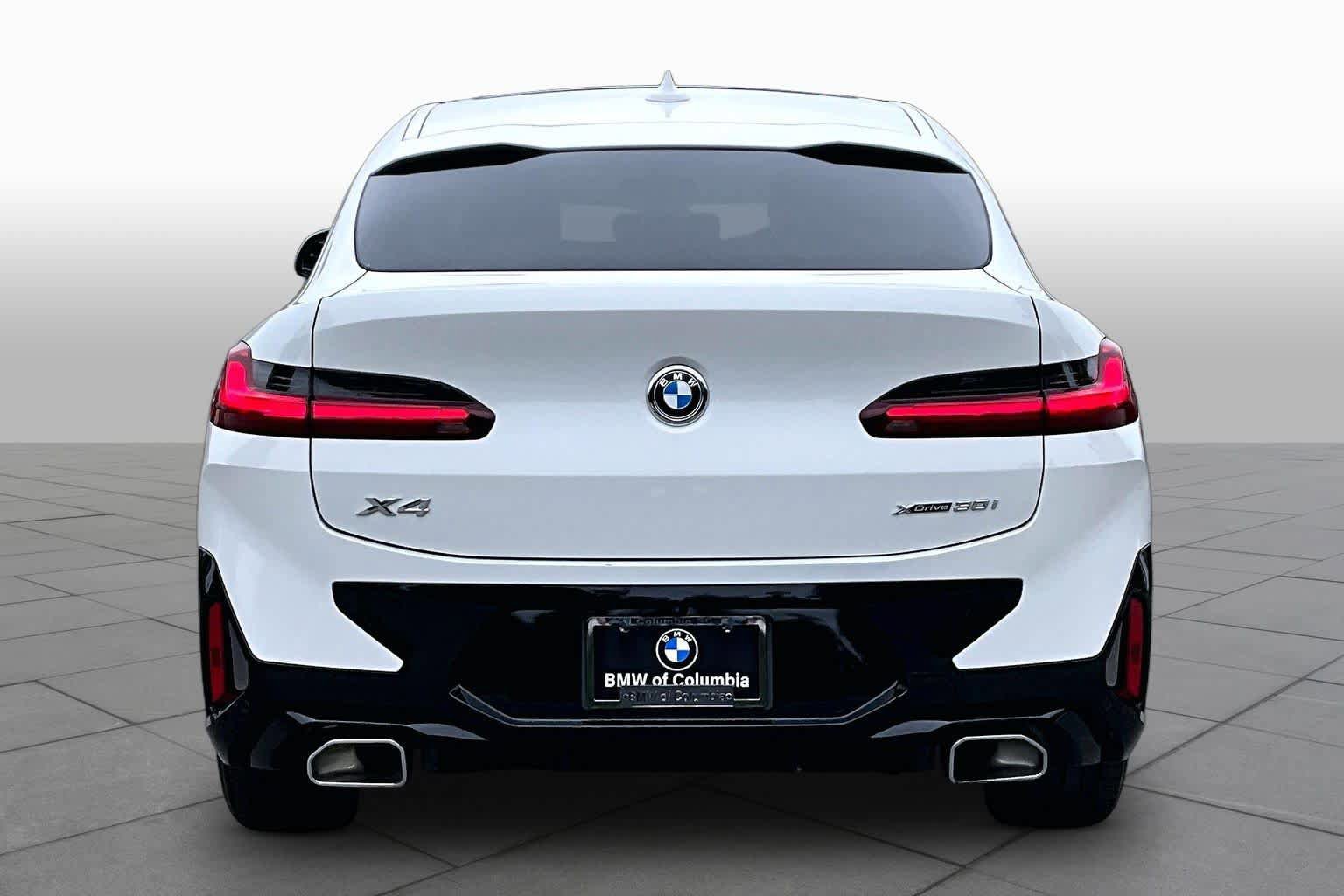 Certified 2025 BMW X4 xDrive30i AWD/4WD image 4