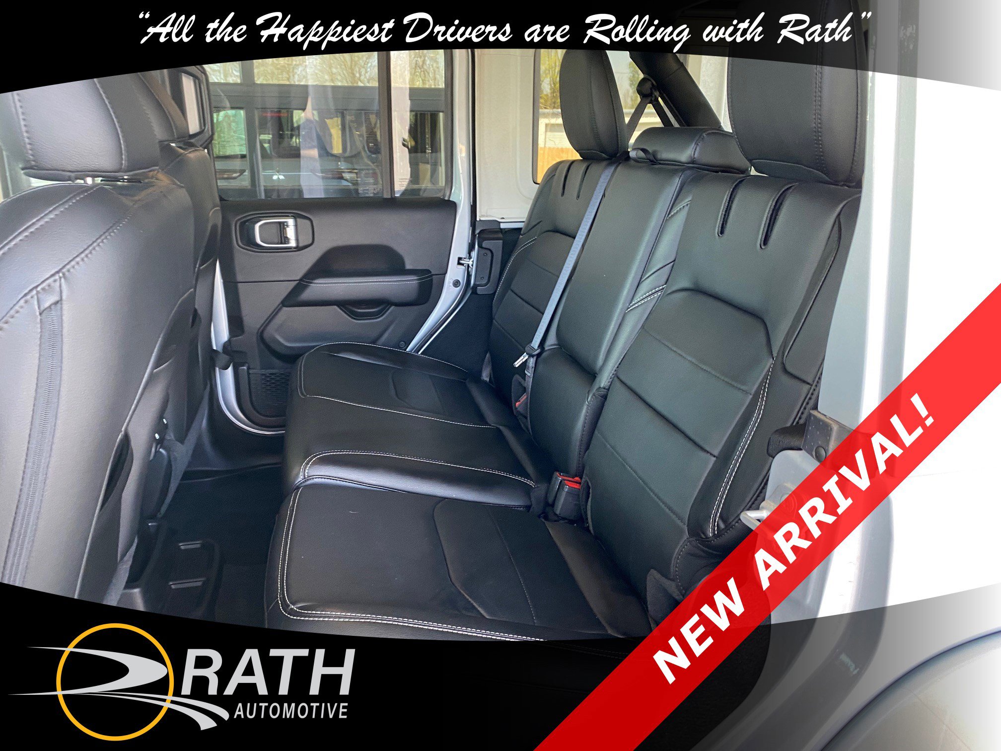 Used 2023 Jeep Wrangler Sahara AWD/4WD image 19