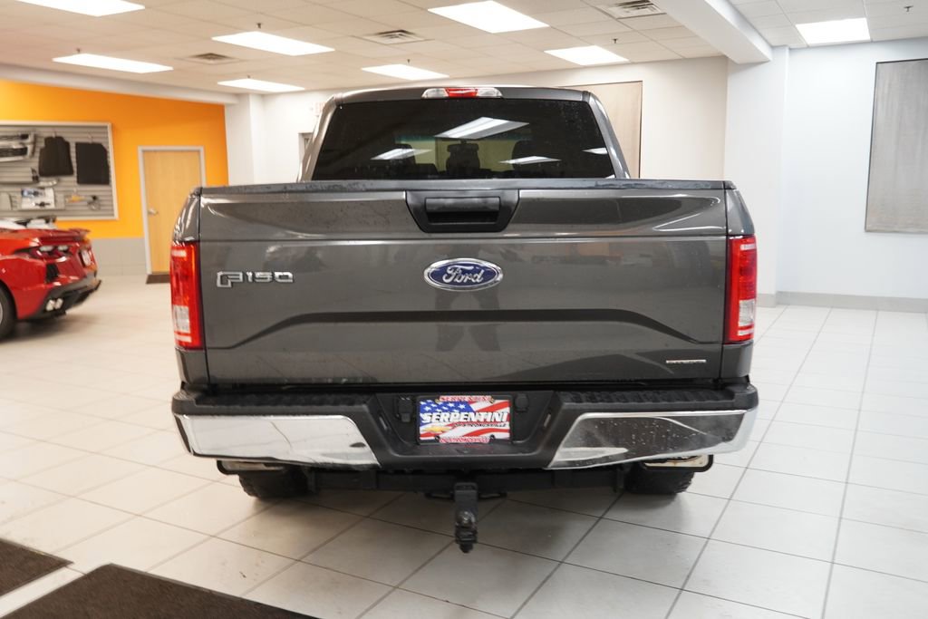 Used 2015 Ford F150 XLT image 8
