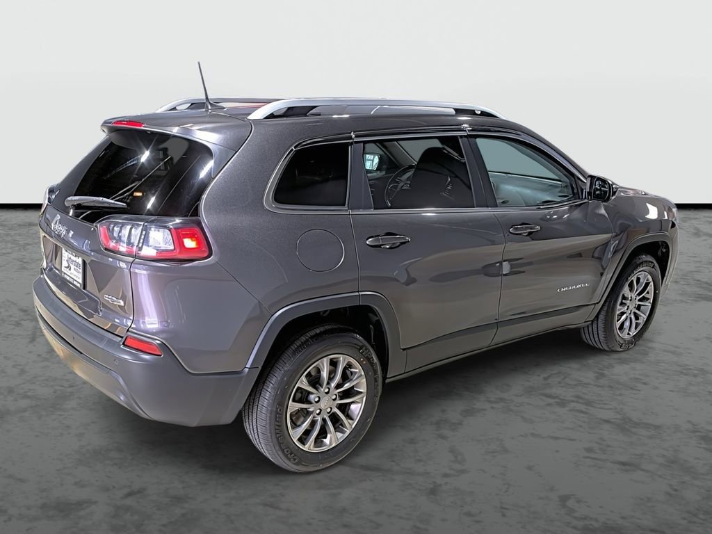 Used 2019 Jeep Cherokee Latitude Plus w/ Cold Weather Group image 4