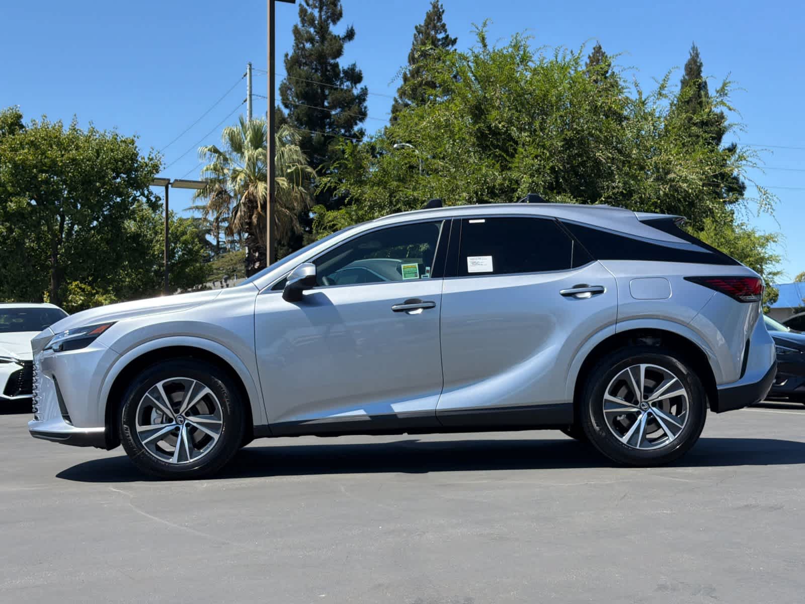 New 2026 Lexus RX 350 AWD w/ Cold Area Package image 9