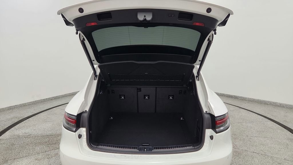 Used 2020 Porsche Macan S AWD/4WD image 21