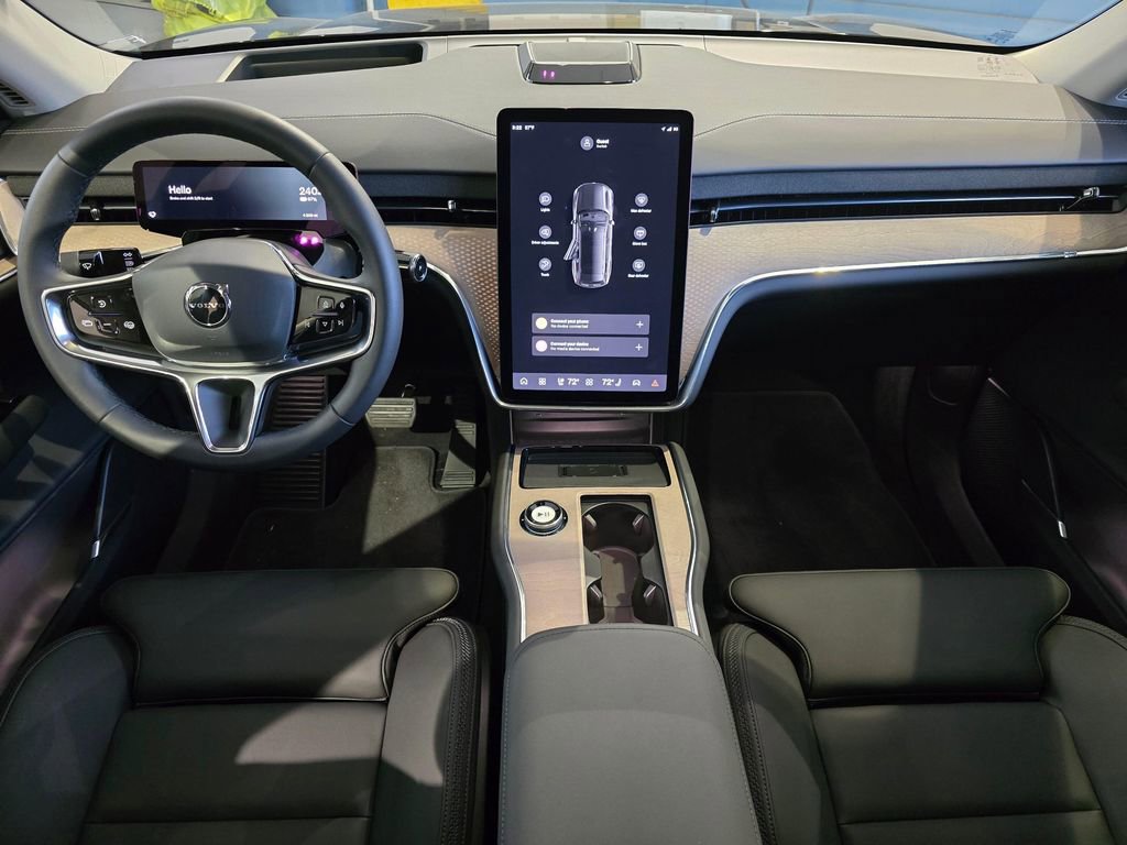 Certified 2025 Volvo EX90 Plus image 18