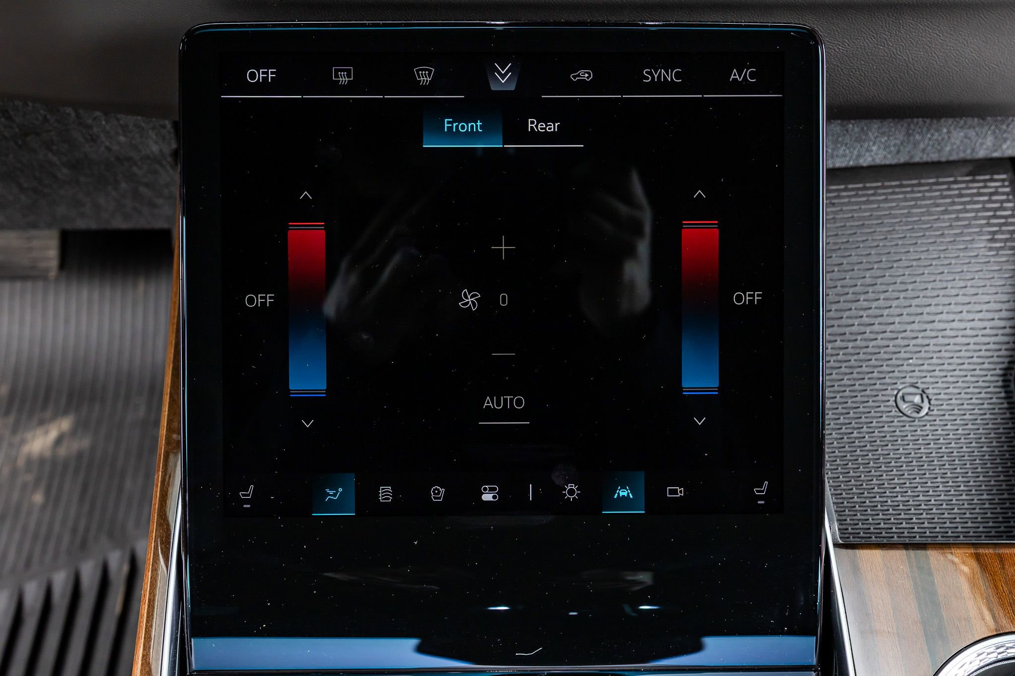 Used 2026 Cadillac Escalade Platinum Sport w/ LPO, ONYX Package image 27