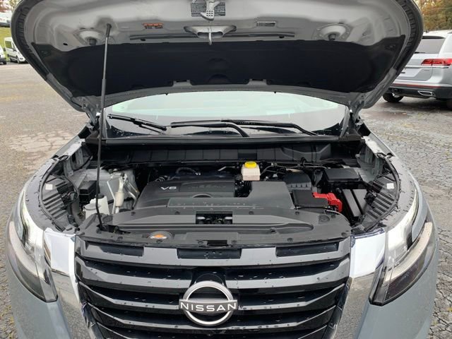 Used 2024 Nissan Pathfinder Platinum w/ Cargo Package image 33