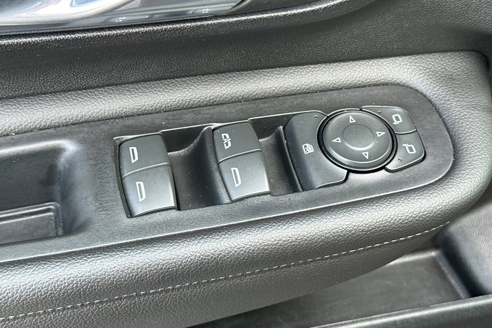 Certified 2023 GMC Terrain SLE w/ Elevation Edition image 12