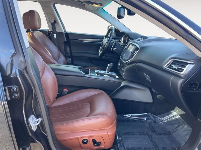 Used 2015 Maserati Ghibli RWD image 26