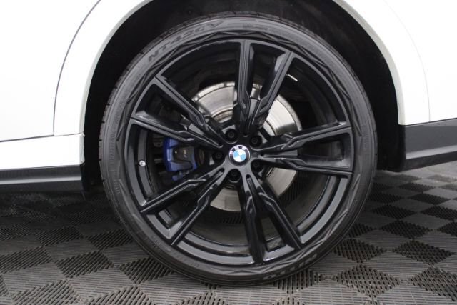 Used 2020 BMW X6 M50i AWD/4WD image 11