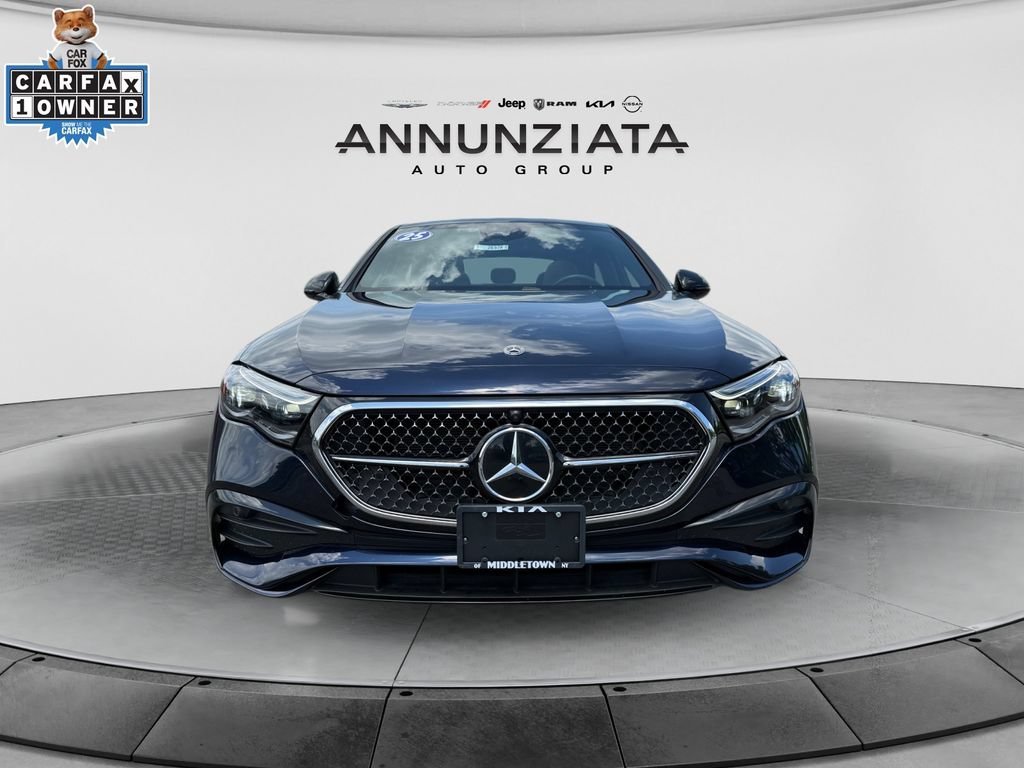 Used 2025 Mercedes-Benz E 350 4MATIC Sedan image 8