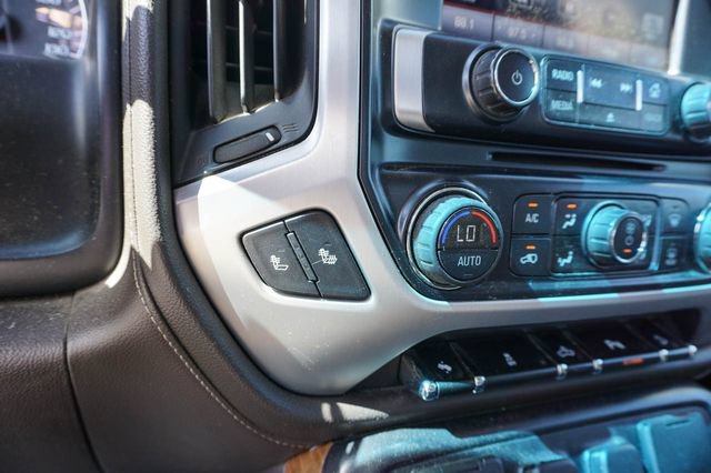 Used 2014 GMC Sierra 1500 SLT w/ SLT Preferred Package AWD/4WD image 10