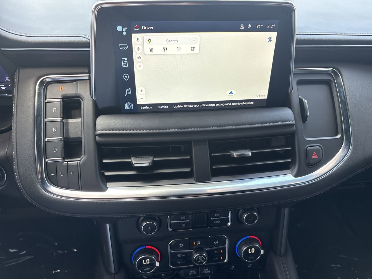 Used 2024 Chevrolet Tahoe Z71 w/ Luxury Package AWD/4WD image 21