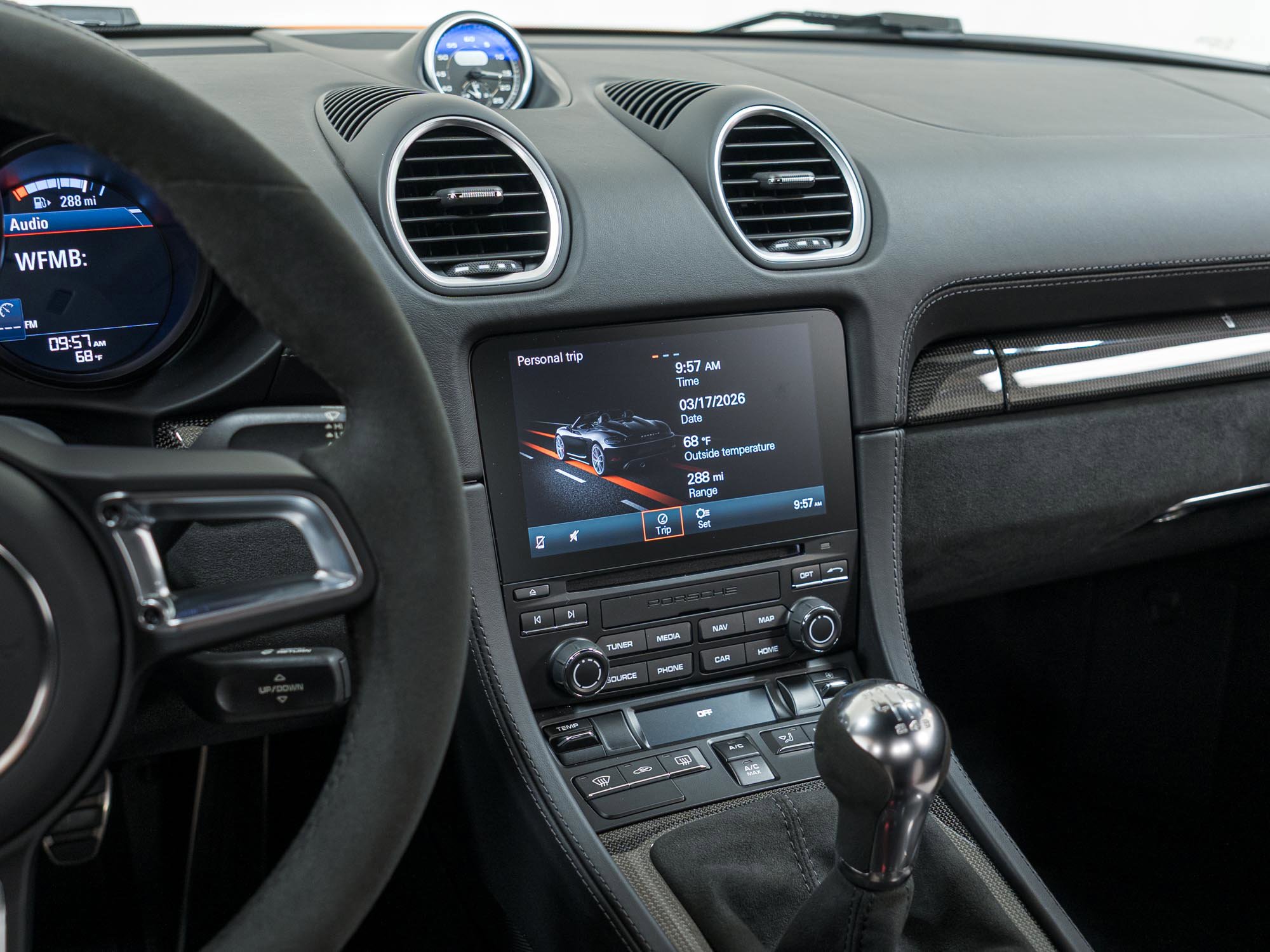 Certified 2021 Porsche 718 Boxster Spyder image 26