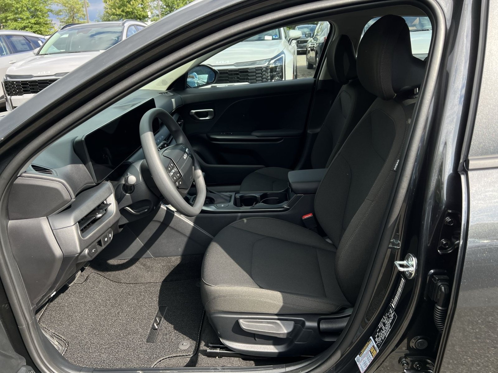New 2026 Kia K4 FWD image 18