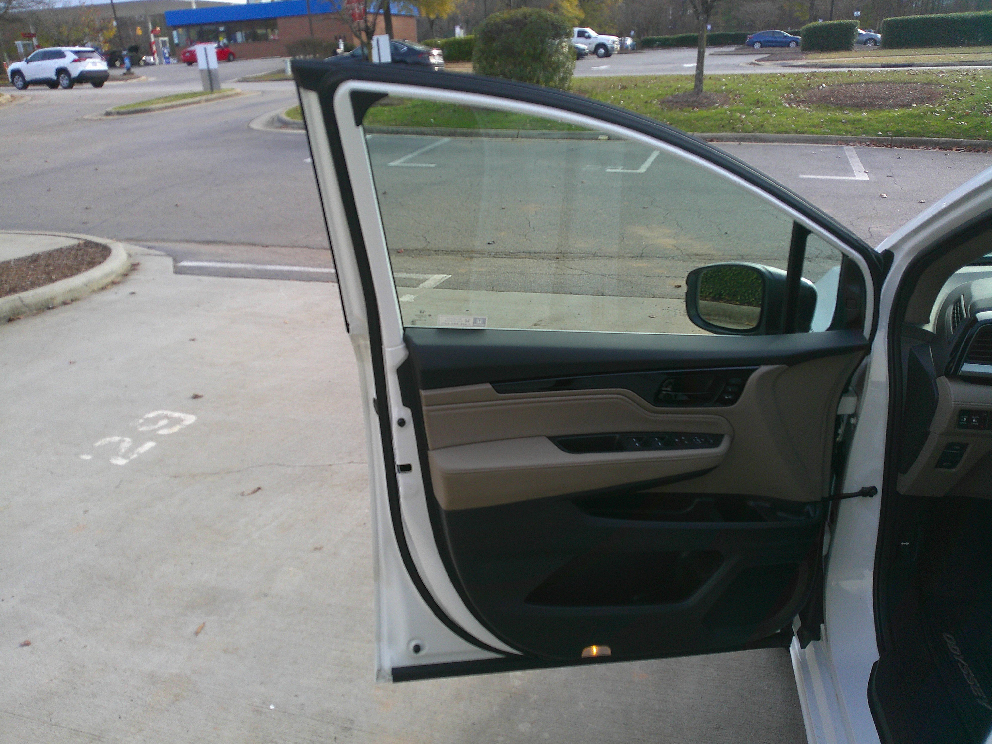 Used 2022 Honda Odyssey Touring image 17