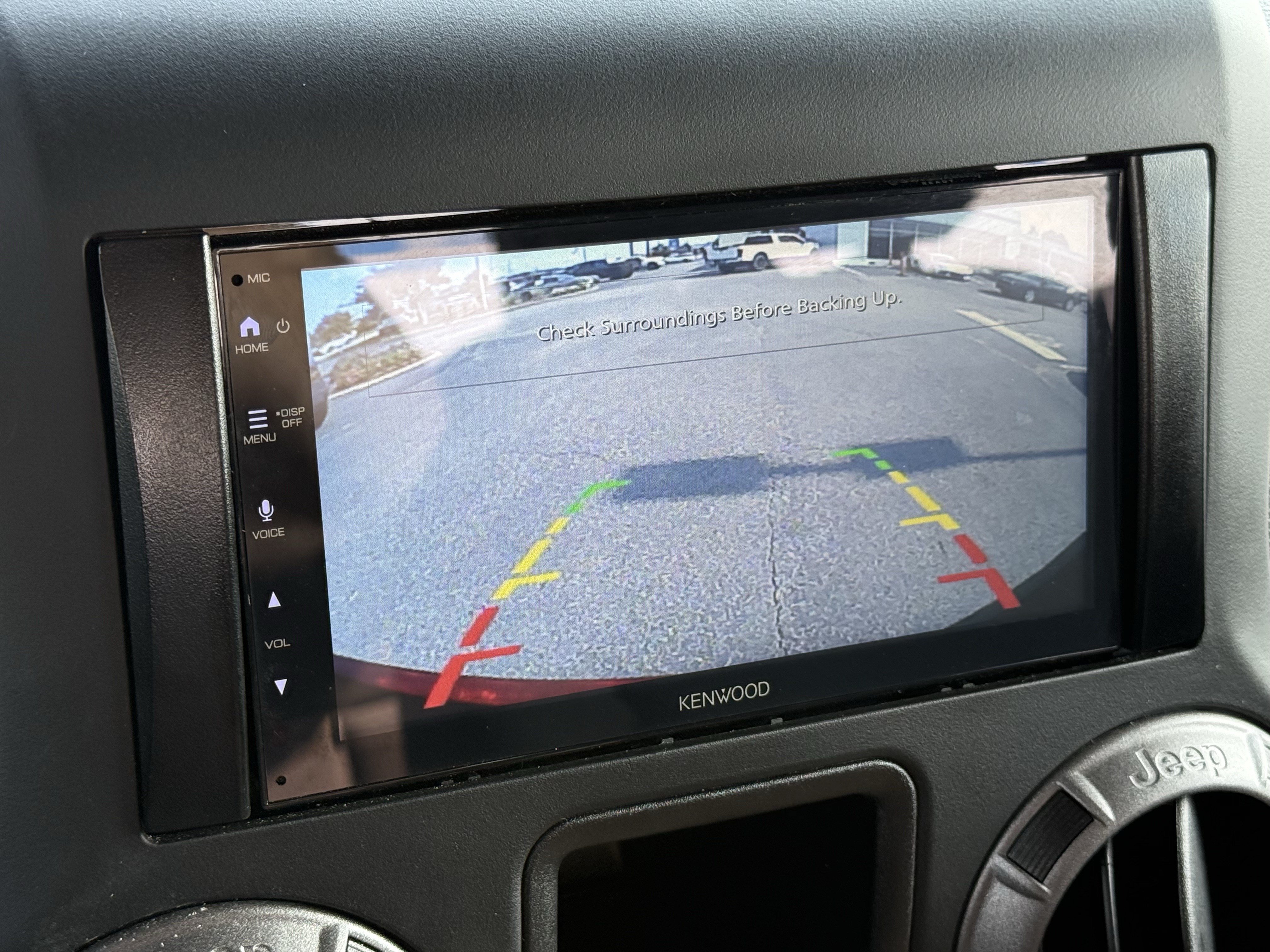 Used 2018 Jeep Wrangler Sport w/ Connectivity Group AWD/4WD image 23