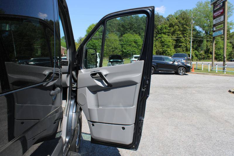 Used 2012 Mercedes-Benz Sprinter 2500 image 14