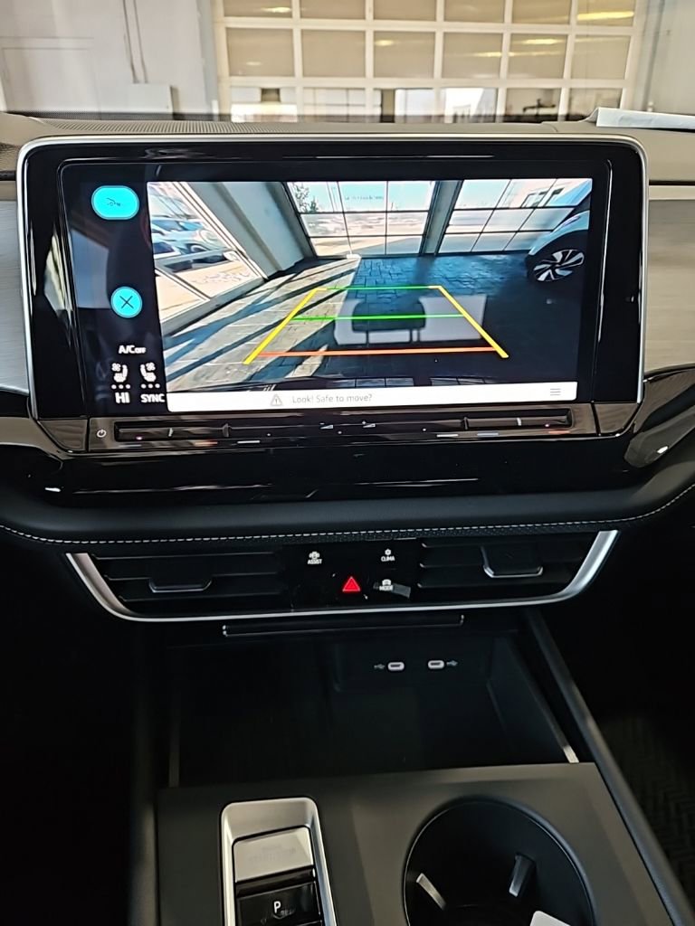 New 2026 Volkswagen Atlas Cross Sport SE FWD image 30