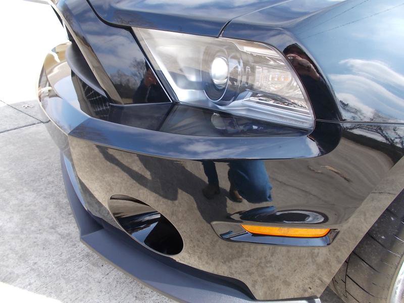 Used 2011 Ford Mustang Shelby GT500 w/ SVT Performance Pkg image 25