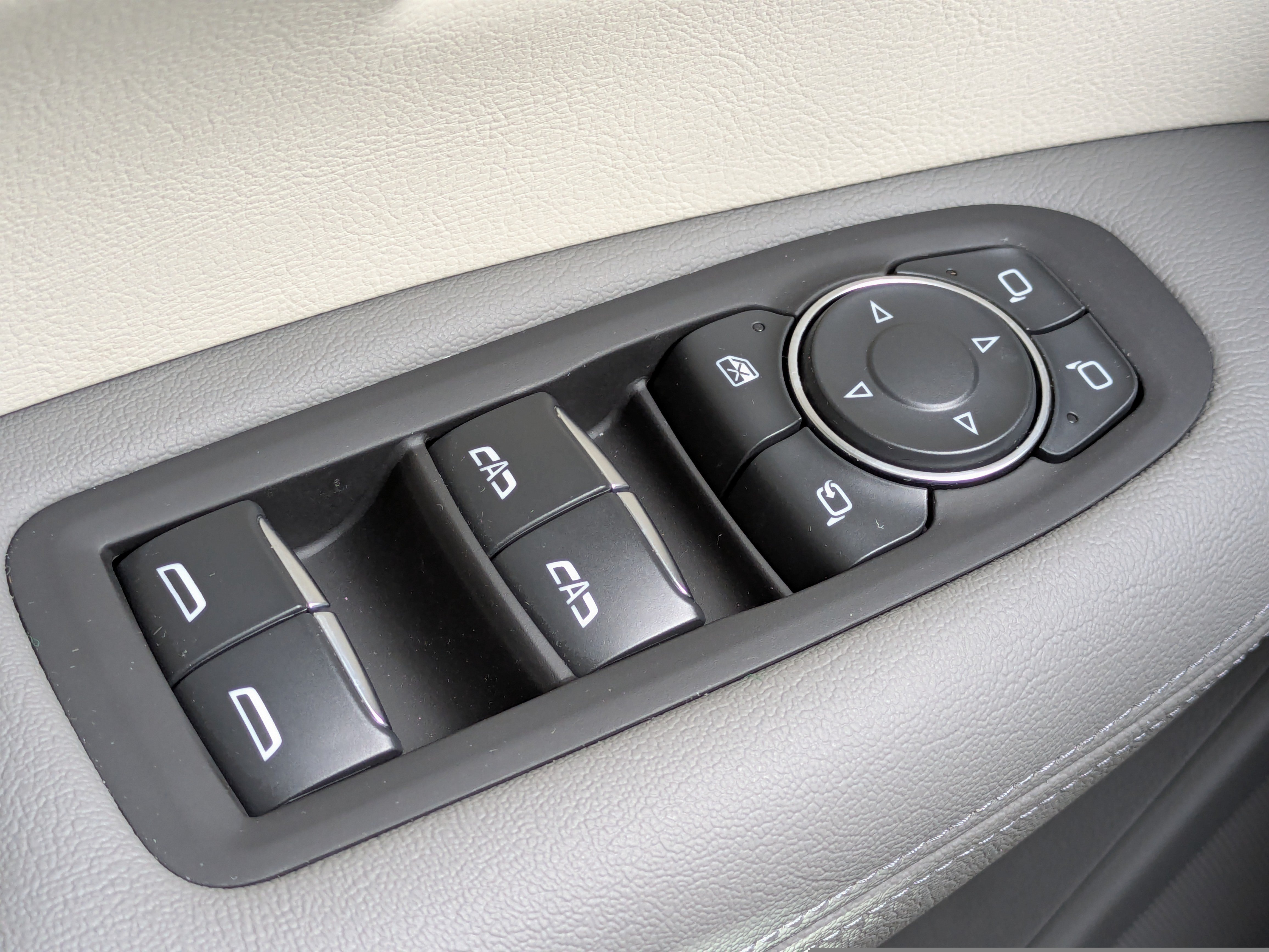 Used 2024 Cadillac XT5 Premium Luxury w/ Technology Package FWD image 20