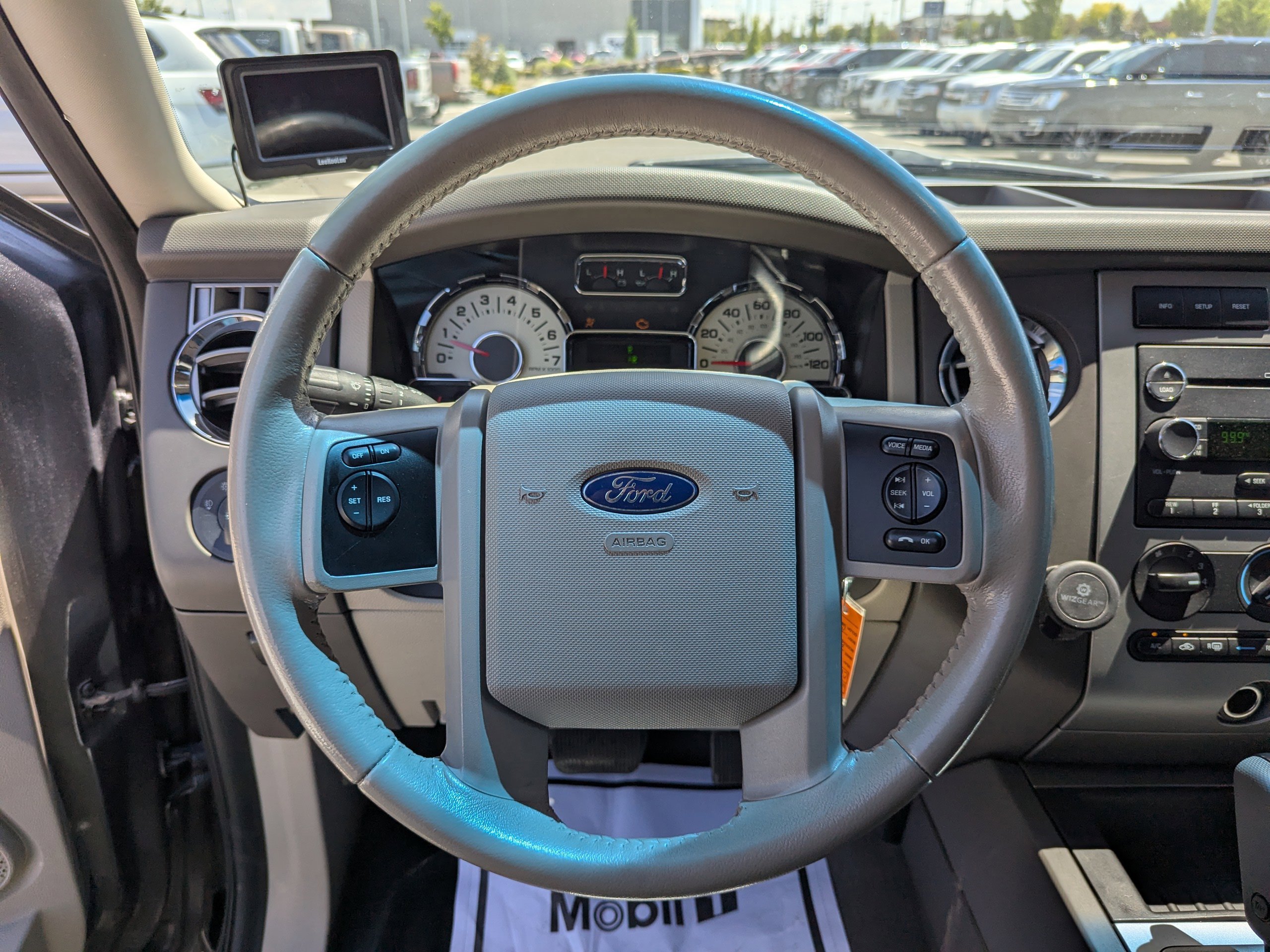 Used 2010 Ford Expedition XLT AWD/4WD image 15