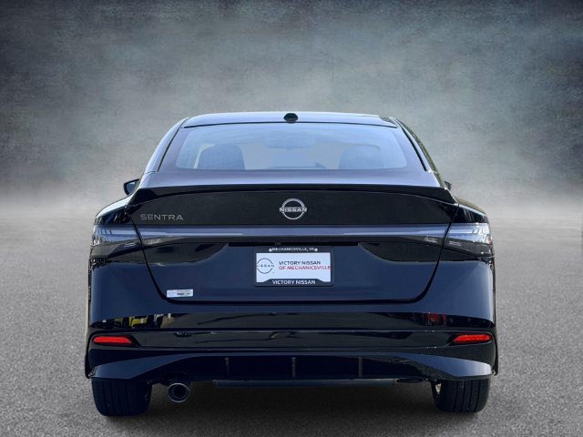 New 2027 Nissan Sentra SR w/ Floor Mat Package FWD image 3