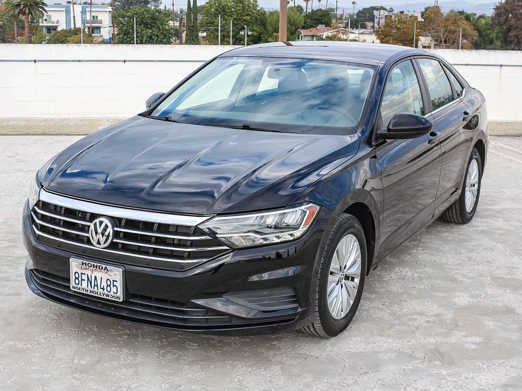 Used 2019 Volkswagen Jetta S image 3