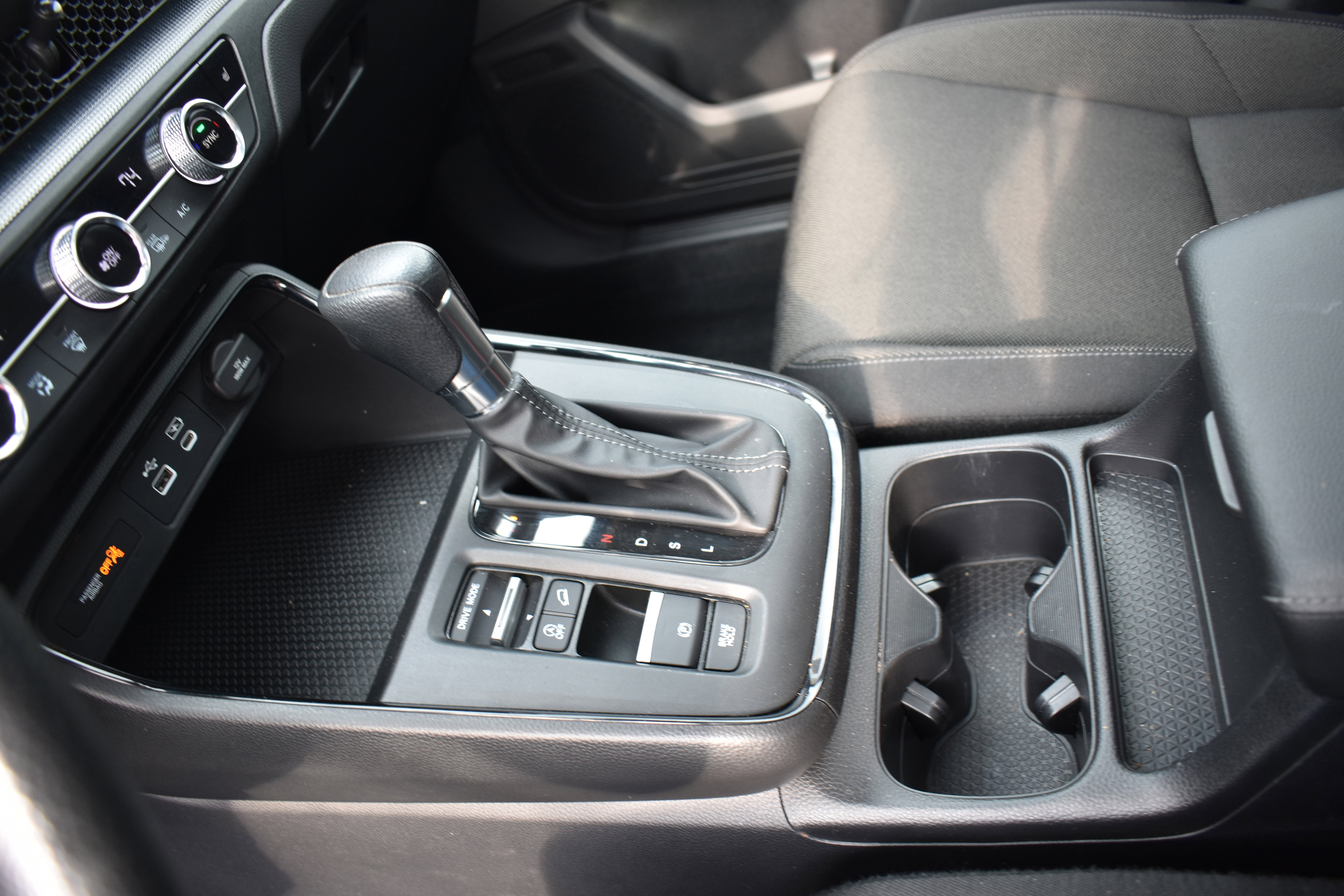 Used 2023 Honda CR-V EX image 27