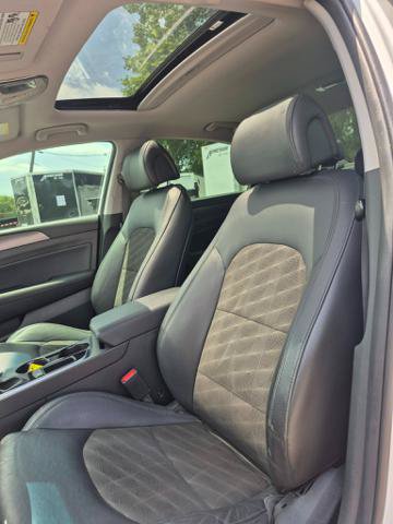 Used 2017 Hyundai Sonata Sport w/ Value Edition Package 02 FWD image 7