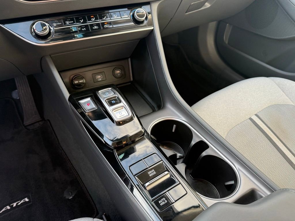 Used 2022 Hyundai Sonata SE image 17