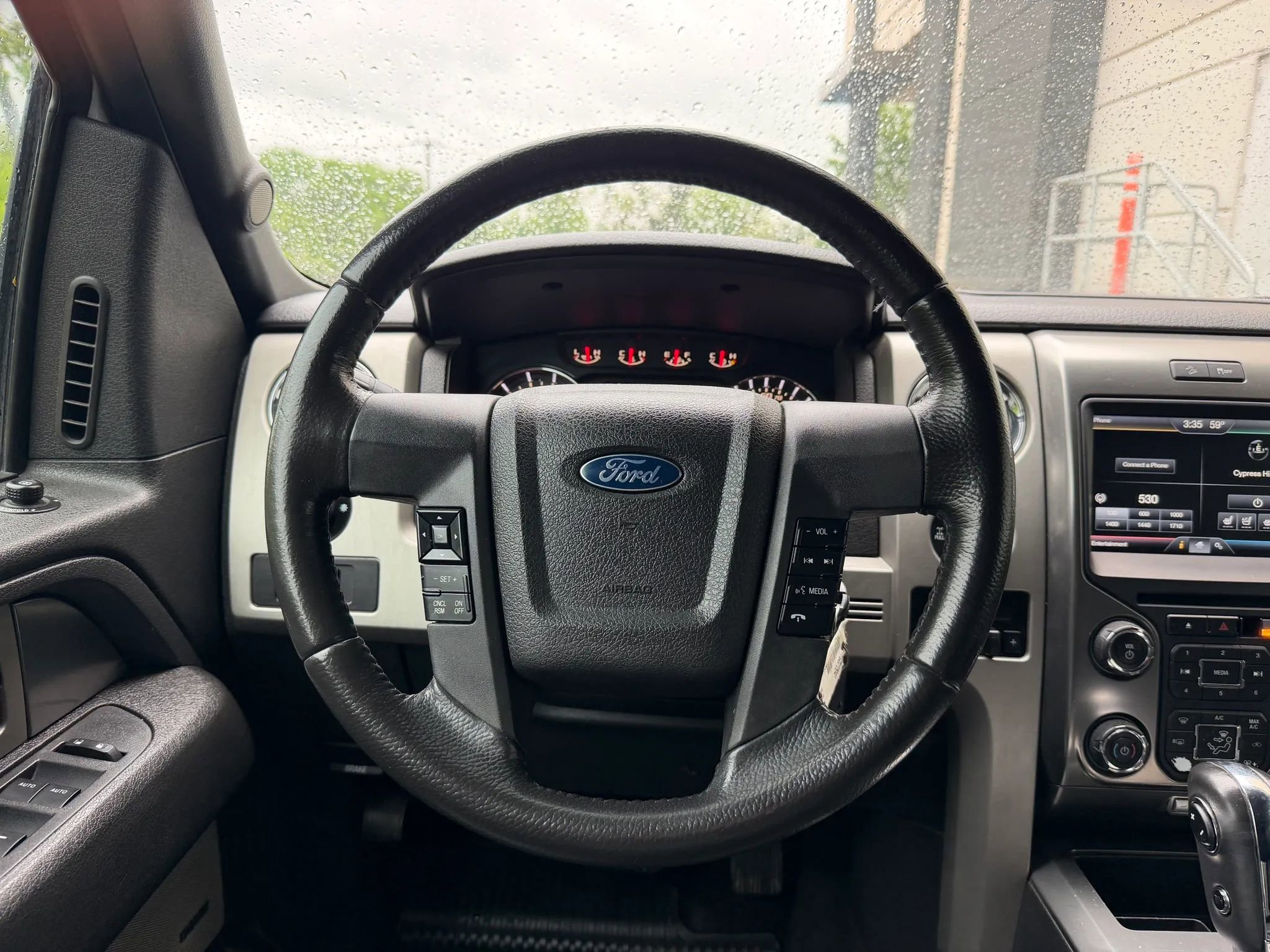 Used 2014 Ford F150 FX4 w/ Equipment Group 402A Luxury AWD/4WD image 6