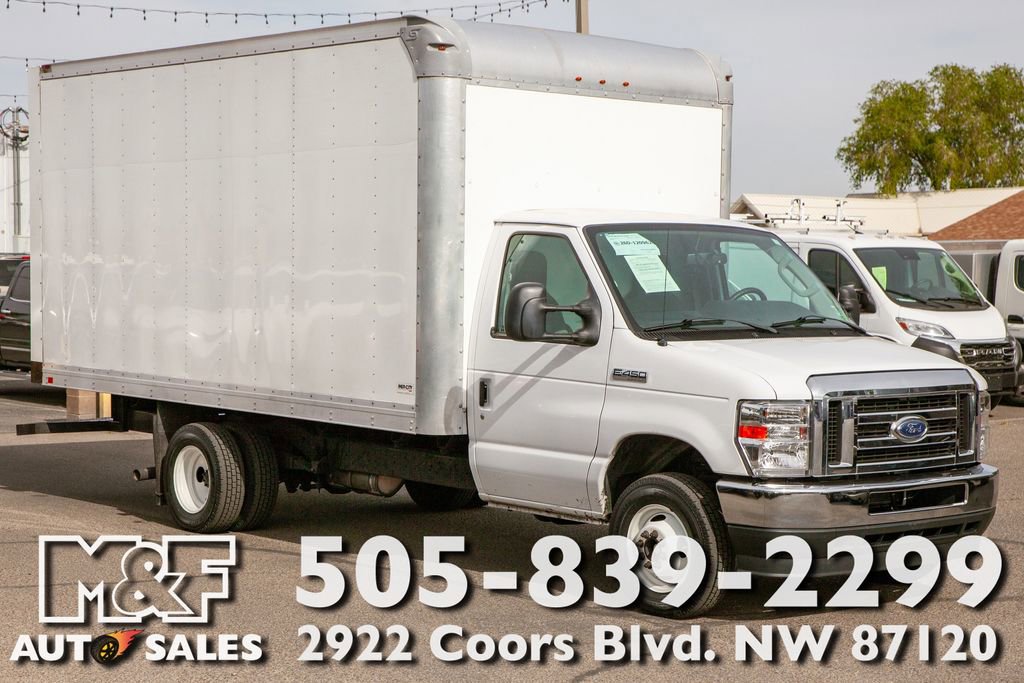 Used 2022 Ford E-450 and Econoline 450 Super Duty w/ Power Windows & Locks Group