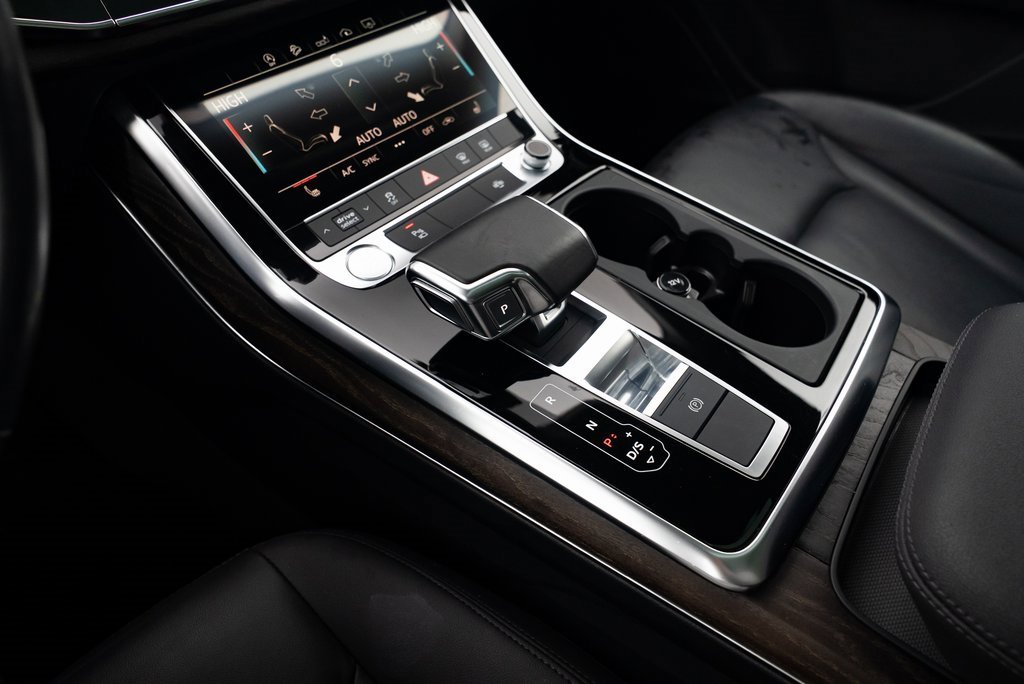 Used 2020 Audi Q7 3.0T Premium Plus w/ Premium Plus Package image 17