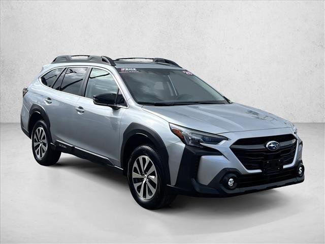 Used 2025 Subaru Outback Premium image 5