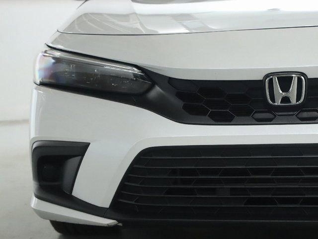 Used 2023 Honda Civic Sport image 6