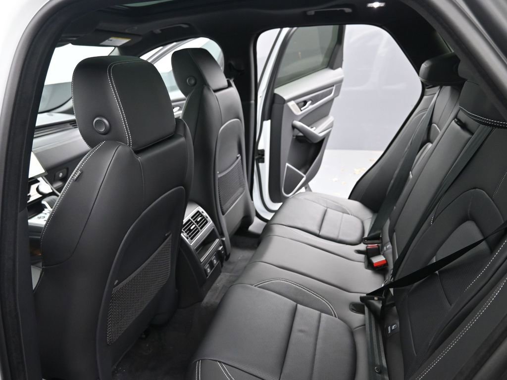 New 2026 Jaguar F-PACE R-Dynamic S image 16