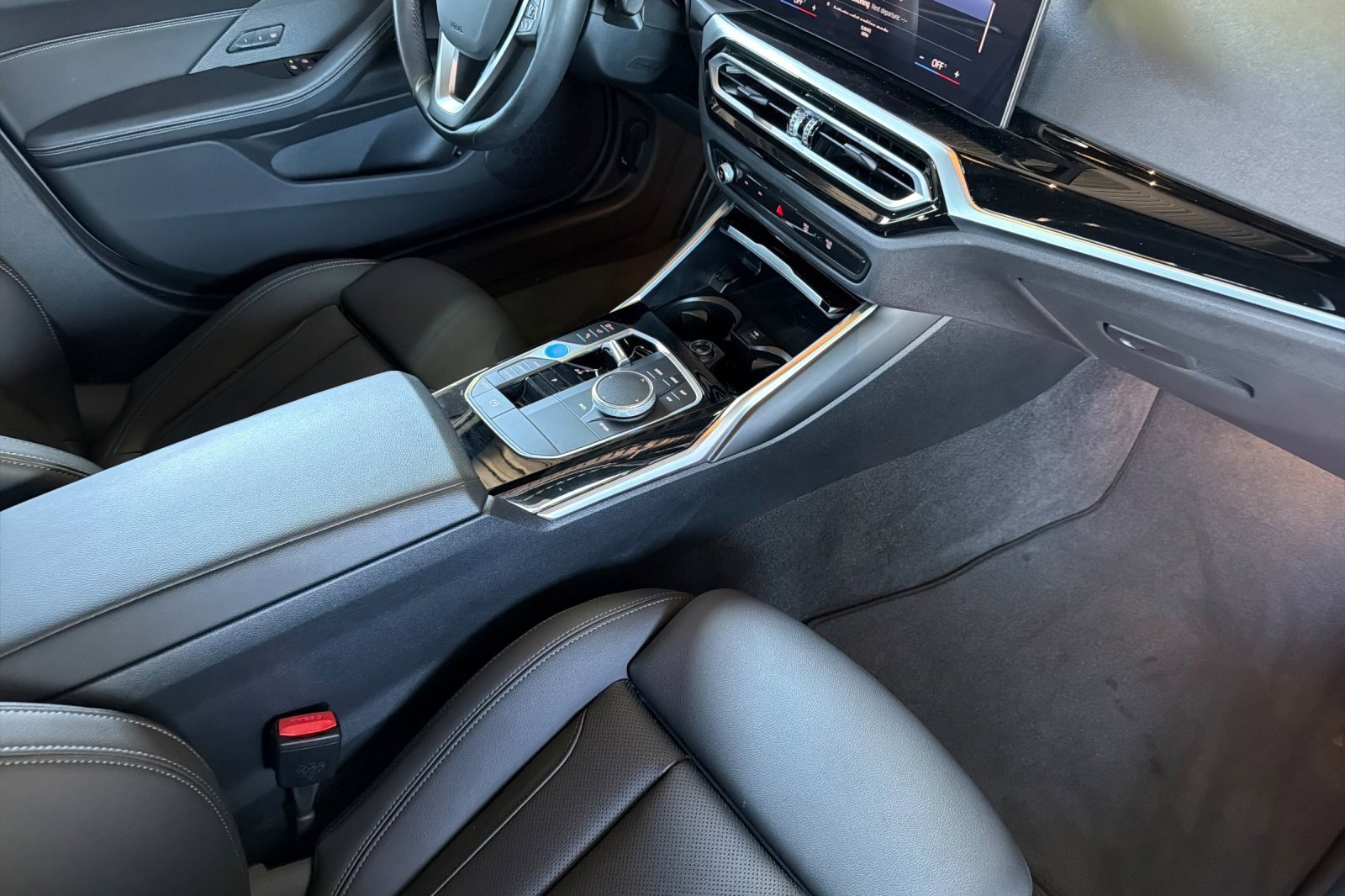 Certified 2023 BMW i4 eDrive35 w/ Parking Assistance Package image 19