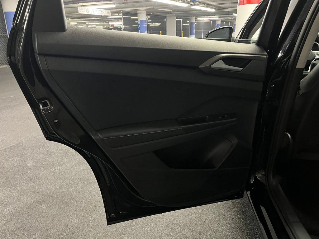 New 2026 Volkswagen Taos SE AWD/4WD image 22