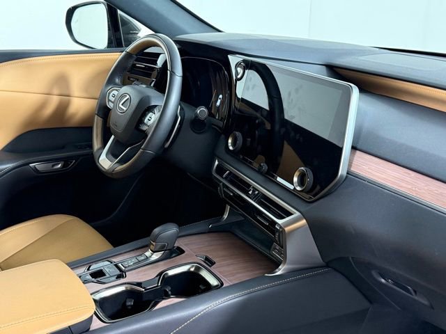 Used 2025 Lexus RX 350 Premium w/ Accessory Package (Z1) image 32
