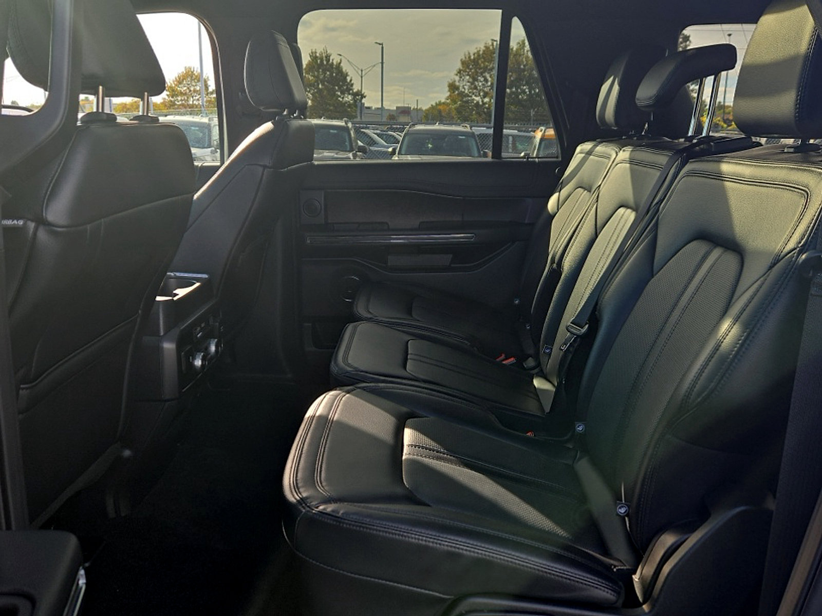 Used 2021 Ford Expedition Max Limited AWD/4WD image 21