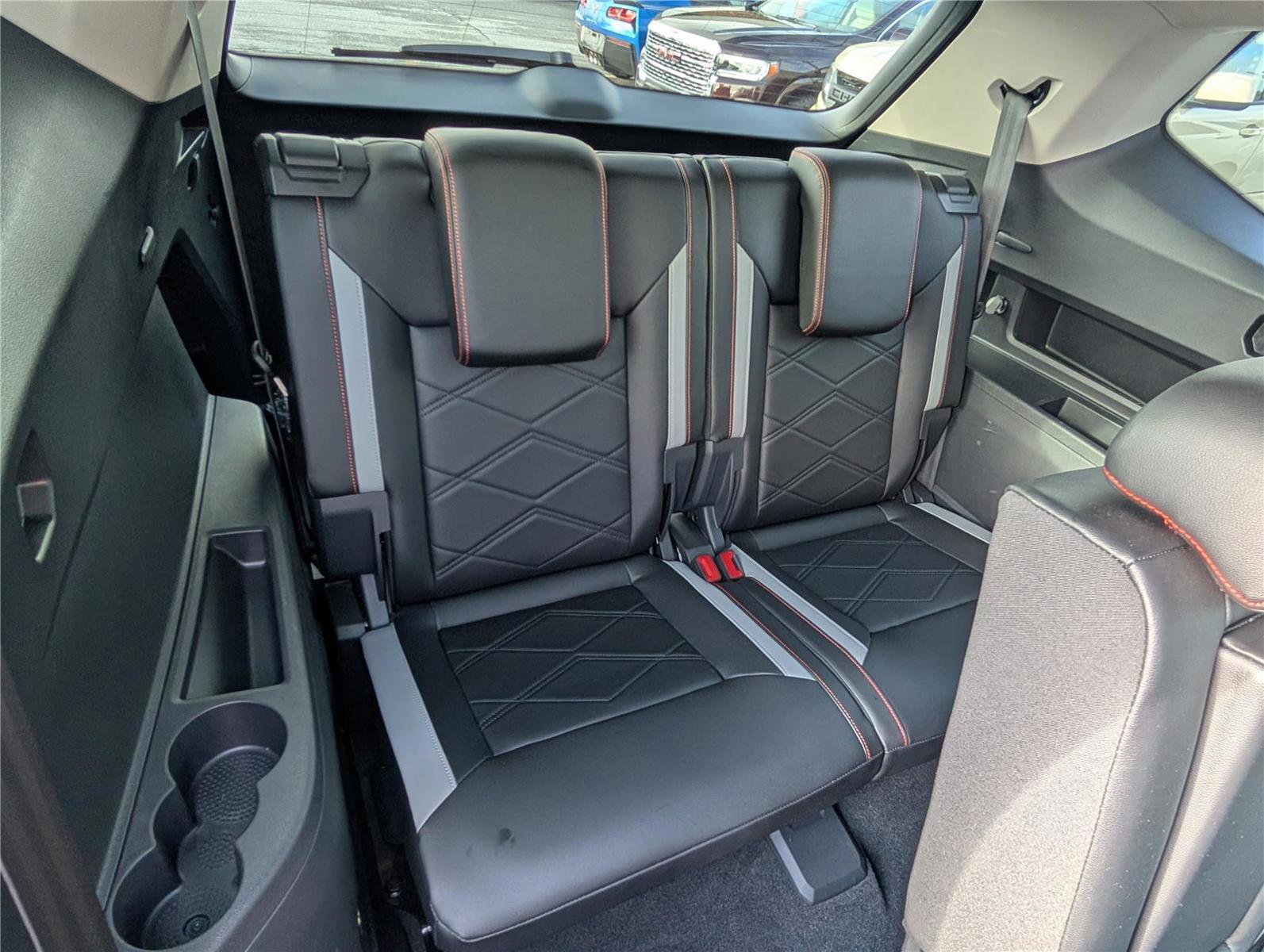 Used 2024 Volkswagen Atlas Peak Edition SE image 15