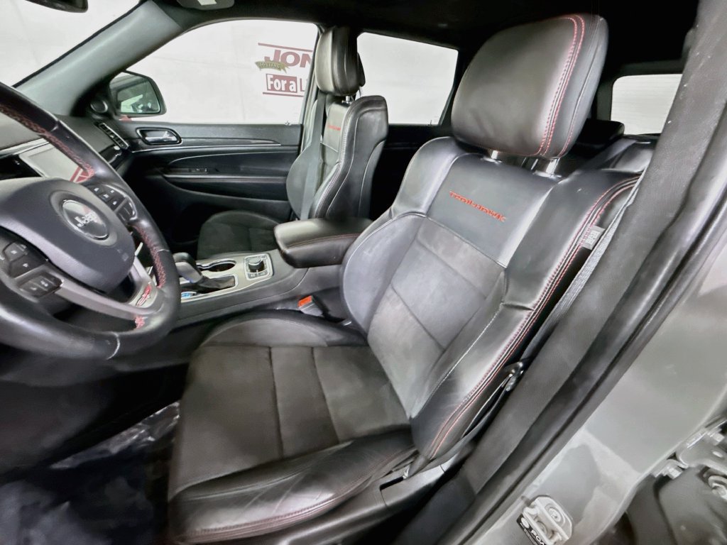 Used 2021 Jeep Grand Cherokee Trailhawk AWD/4WD image 27