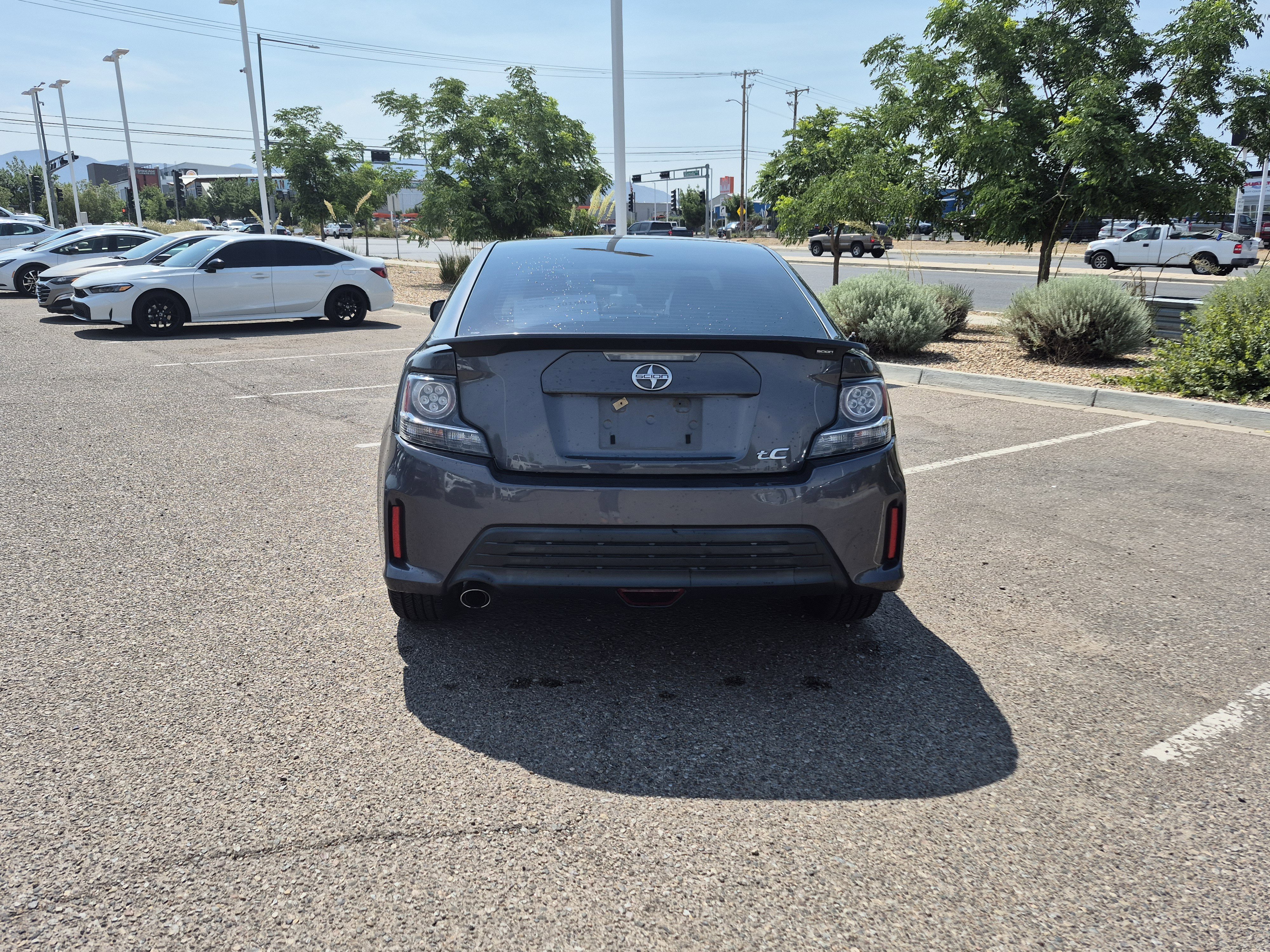 Used 2015 Scion tC FWD image 4