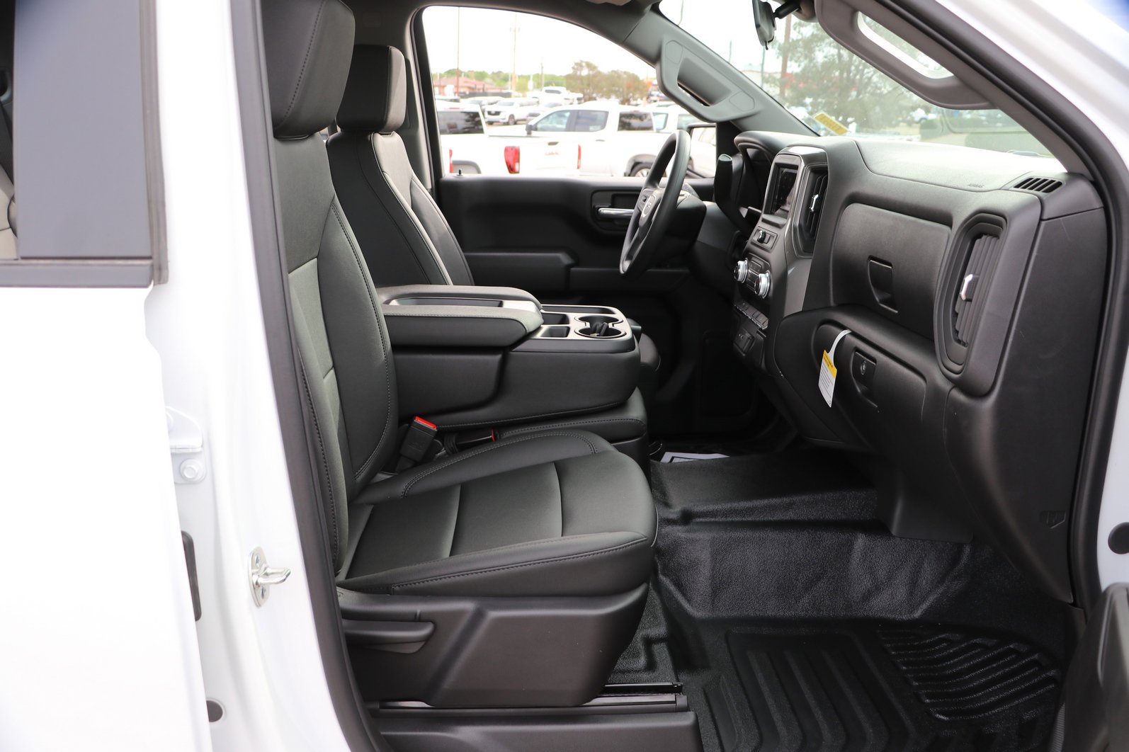 New 2026 GMC Sierra 1500 Pro w/ X31 Off-Road Package image 31