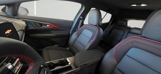 New 2026 Chevrolet Equinox EV RS FWD image 19