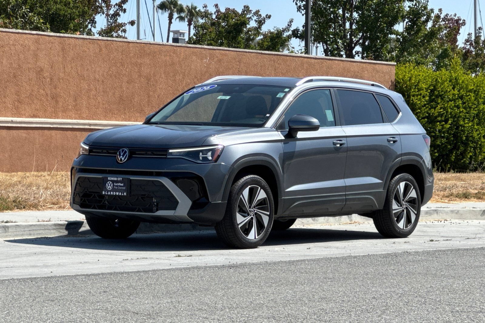 Certified 2026 Volkswagen Taos SE w/ Panoramic Sunroof Package AWD/4WD image 8