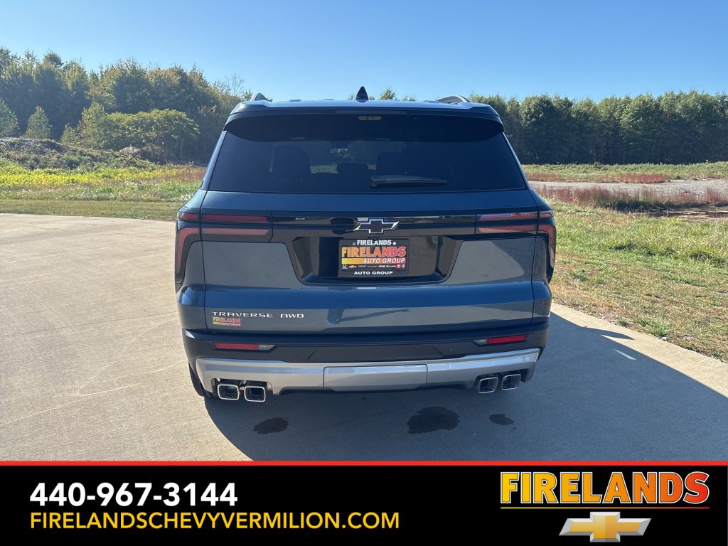 New 2026 Chevrolet Traverse LT w/ Driver Confidence Package image 8