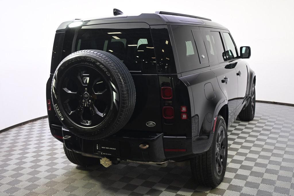 Used 2022 Land Rover Defender 110 X-Dynamic SE AWD/4WD image 6