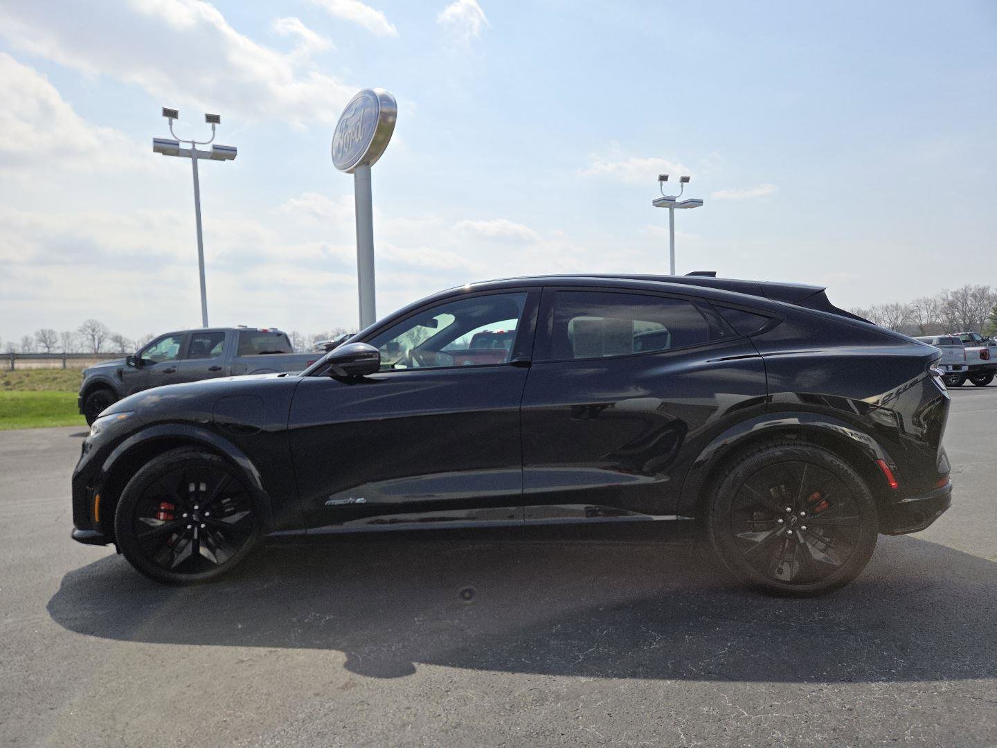 Used 2025 Ford Mustang Mach-E GT AWD/4WD image 15