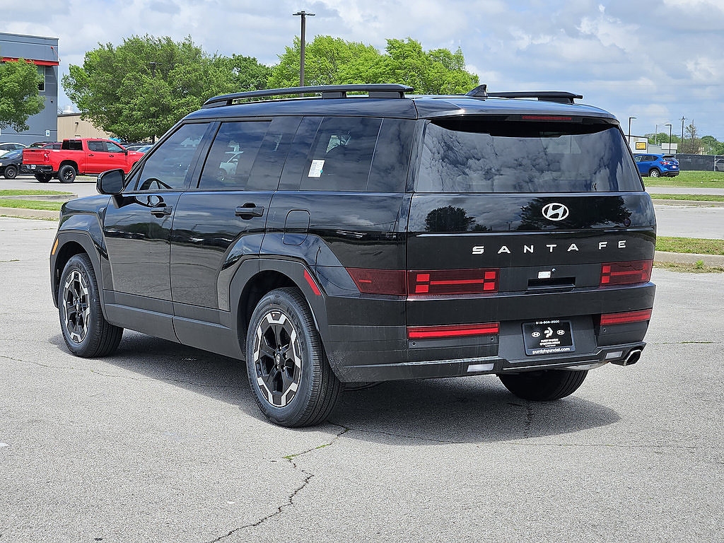 New 2026 Hyundai Santa Fe SEL FWD image 5